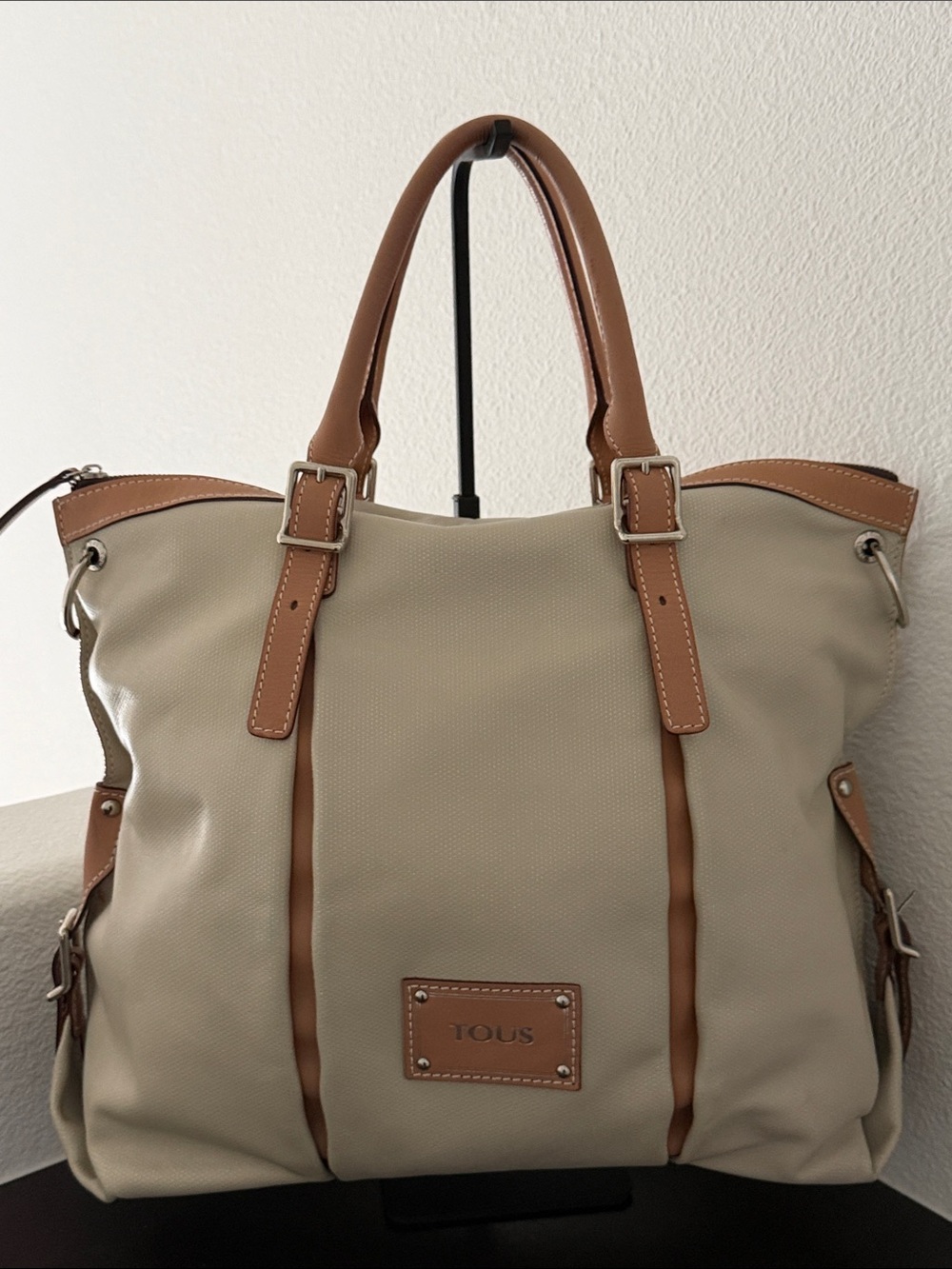 VINTAGE TOUS Beige Tote with Tan Leather Trim Shoulder Strap & Dust Bag.